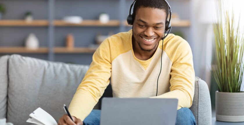 How-Online-Training-Can-Fast-Track-Your-Career-Advancement.