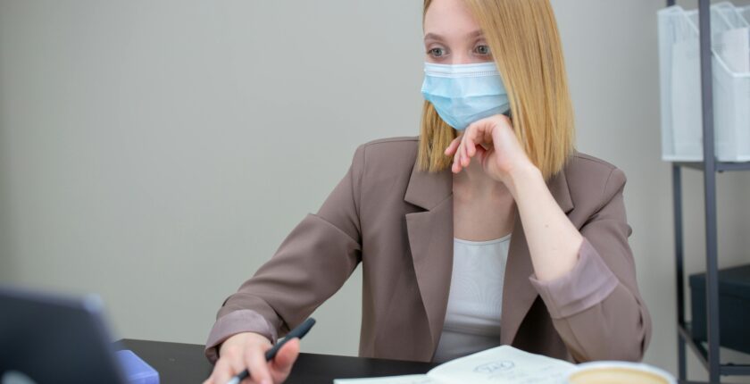 Online Health and Safety Certification: What Every Professional Should Know